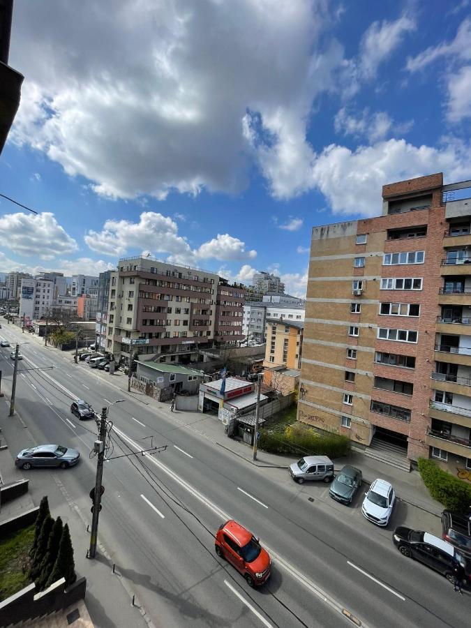 Panoramic Studio Apartment Cluj-Napoca Luaran gambar
