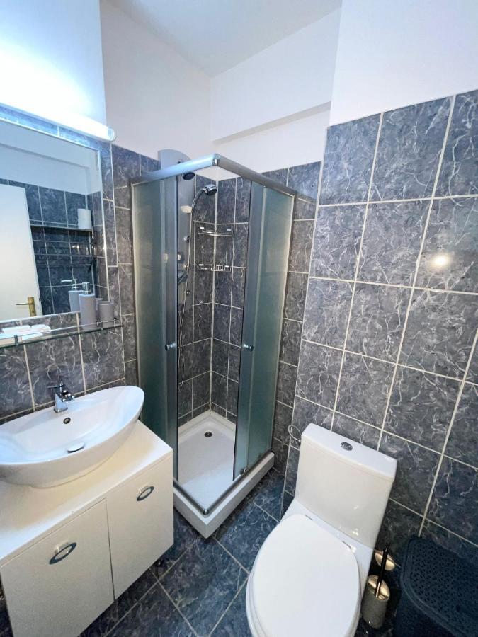 Panoramic Studio Apartment Cluj-Napoca Luaran gambar
